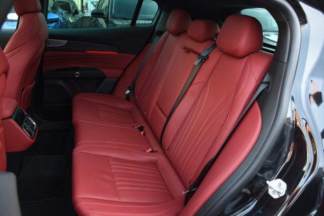 MASERATI Grecale usata, con Cerchi in lega