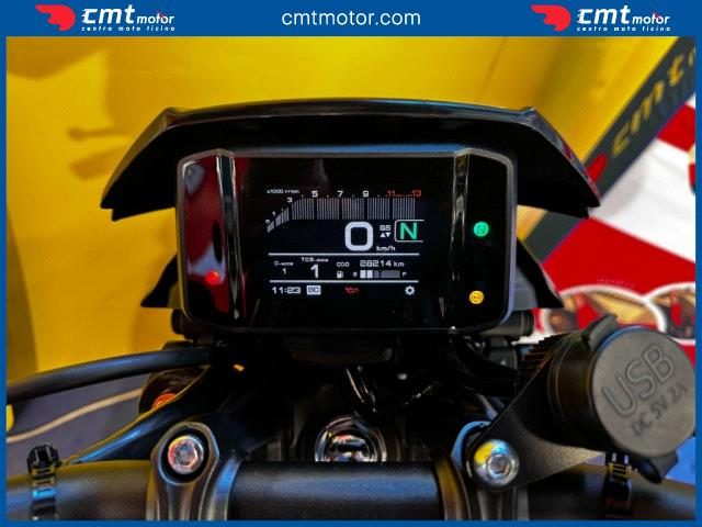 YAMAHA MT-09 usata 4