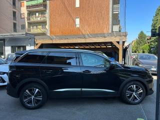 PEUGEOT 5008 usata, con Airbag laterali
