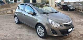 OPEL Corsa usata, con Airbag laterali