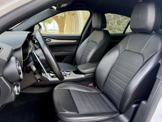 ALFA ROMEO Stelvio usata, con Controllo automatico clima