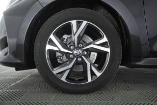 TOYOTA Yaris usata 8