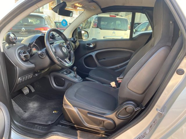 SMART ForTwo usata, con USB