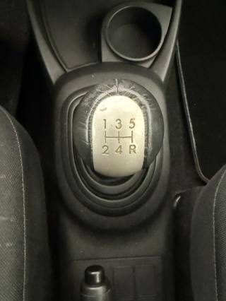 TOYOTA Yaris usata 20