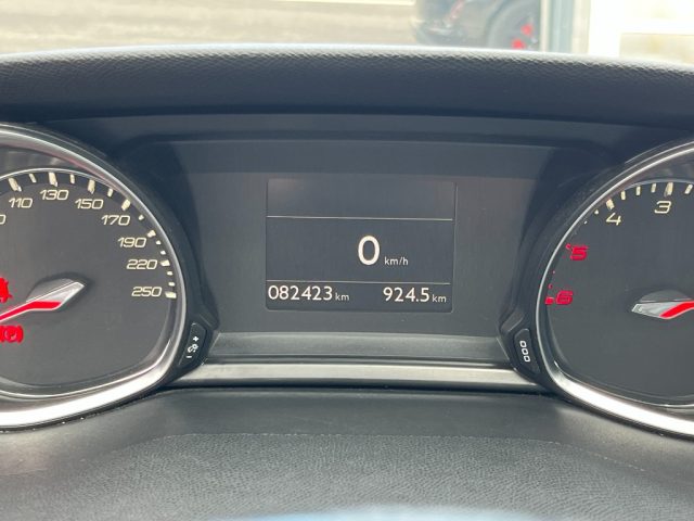 PEUGEOT 308 usata, con Servosterzo