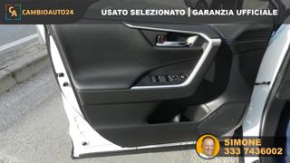 TOYOTA RAV 4 MY23 usata, con Climatizzatore automatico, 2 zone