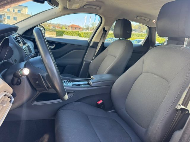 JAGUAR F-Pace usata, con Climatizzatore