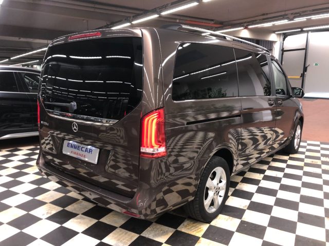 MERCEDES-BENZ V 220 usata, con Chiusura centralizzata