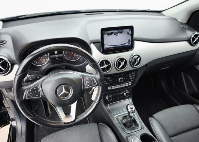 MERCEDES-BENZ B 180 usata, con Boardcomputer