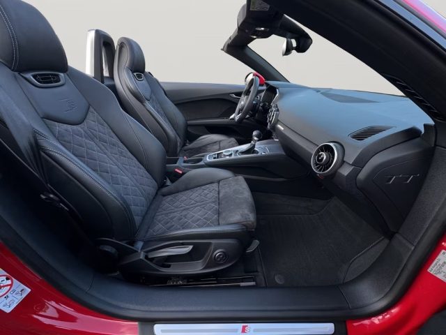 AUDI TT usata, con Fari Xenon