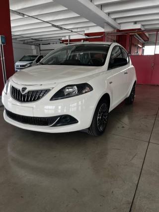 LANCIA Ypsilon usata, con Airbag Passeggero