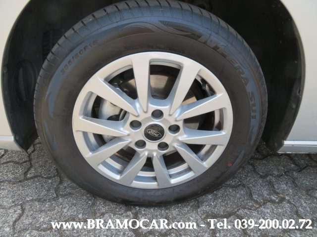 FORD Tourneo Connect usata, con Controllo trazione