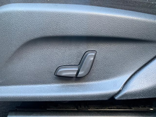 MERCEDES-BENZ GLC 220 usata, con Bluetooth