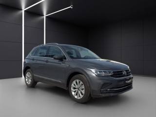 VOLKSWAGEN Tiguan usata, con Boardcomputer