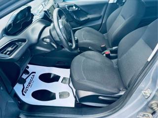 PEUGEOT 208 usata, con Controllo trazione