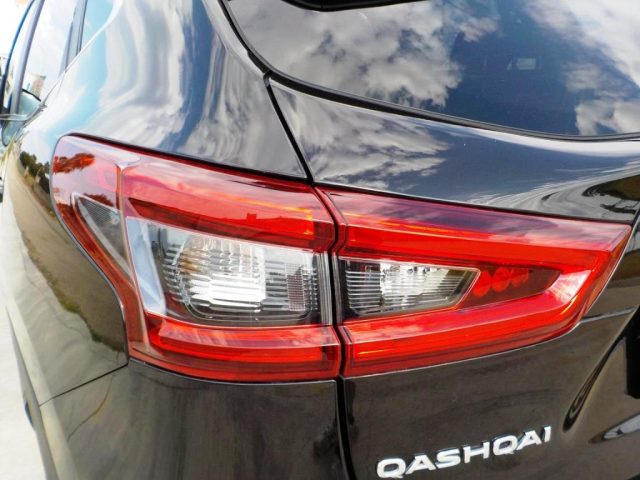 NISSAN Qashqai usata, con Climatizzatore