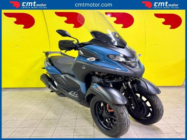 YAMAHA Tricity 300 usata 1