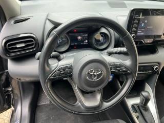 TOYOTA Yaris usata 18