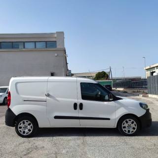 FIAT Doblo usata, con Alzacristalli elettrici