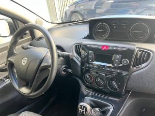 LANCIA Ypsilon usata, con Cronologia tagliandi