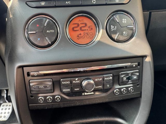 DS AUTOMOBILES DS 3 usata, con Controllo automatico clima