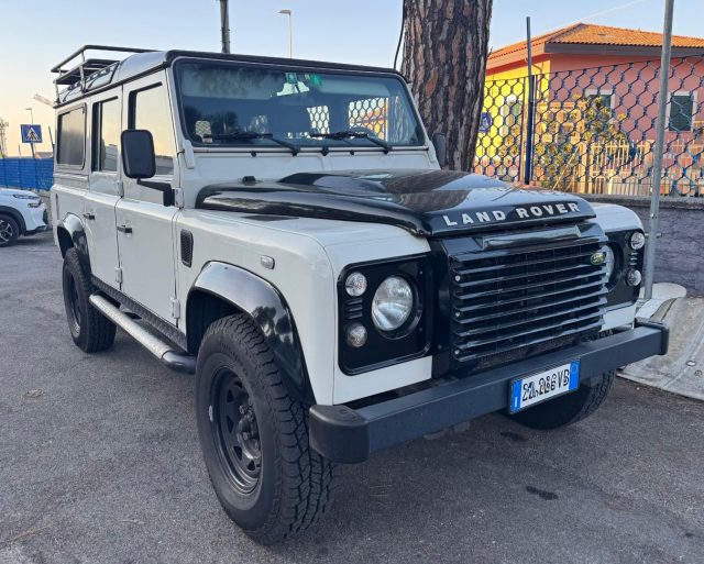 LAND ROVER Defender usata, con Autoradio