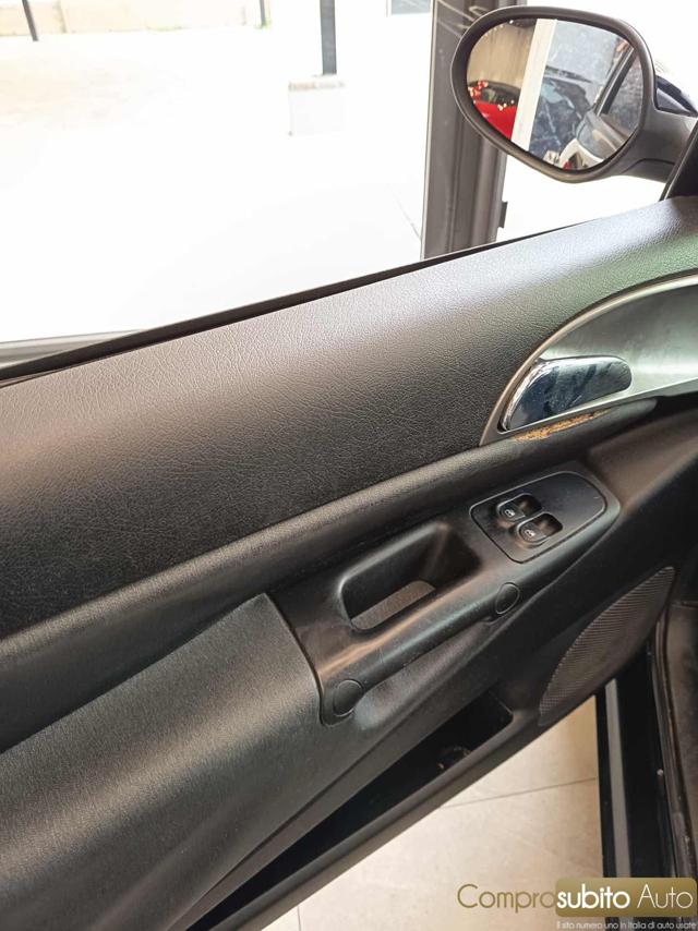 LANCIA Ypsilon usata, con Servosterzo