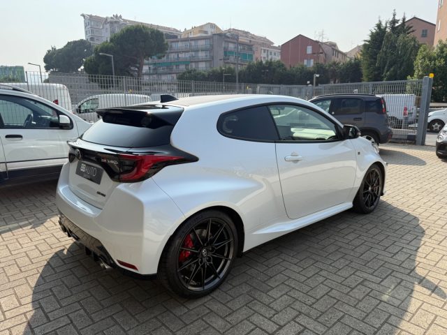 TOYOTA Yaris usata, con Cerchi in lega