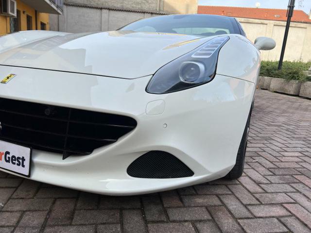 FERRARI California usata, con Leve al volante