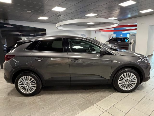 OPEL Grandland X usata, con Gancio traino