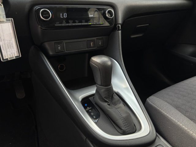 TOYOTA Yaris usata, con Controllo elettronico della corsia