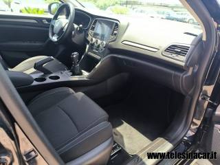 RENAULT Megane usata, con Sensore di luce
