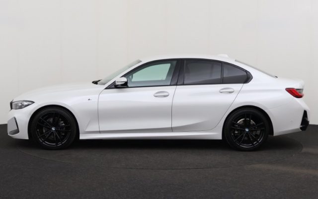 BMW 318 usata, con Alzacristalli elettrici