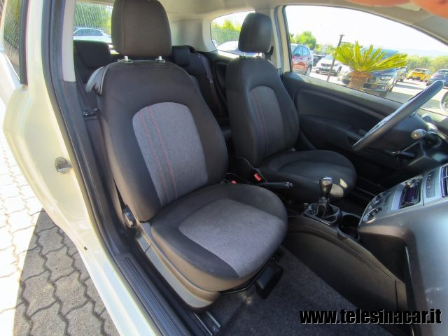 FIAT Punto usata 17