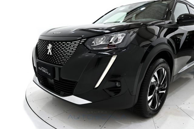PEUGEOT 2008 usata, con Volante in pelle