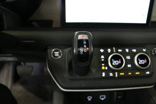 LAND ROVER Defender usata, con Servosterzo