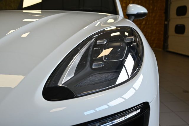 PORSCHE Macan usata 13