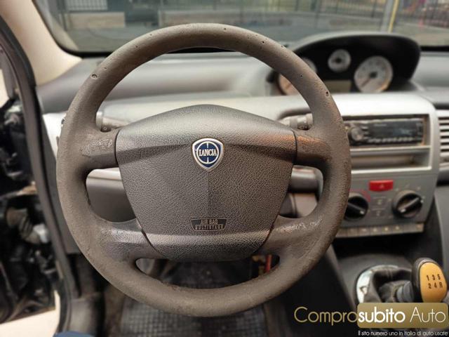 LANCIA Ypsilon usata 16
