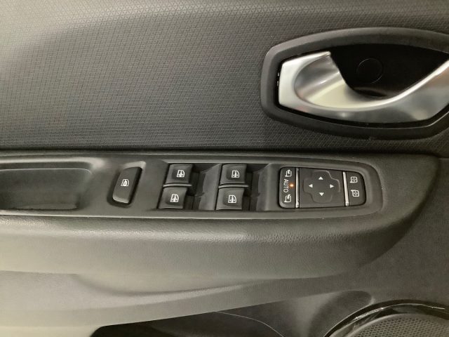 RENAULT Clio usata, con Sensore di pioggia