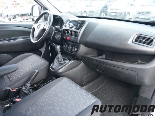 OPEL Combo usata 10