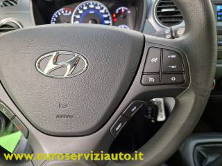 HYUNDAI i10 usata, con Specchietti laterali elettrici