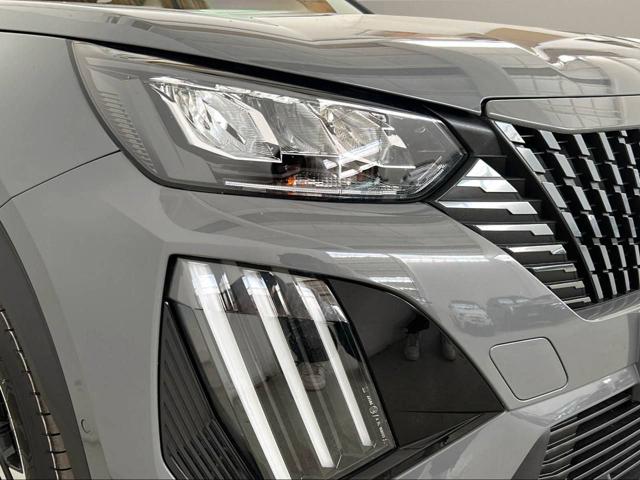 PEUGEOT 2008 usata, con Volante multifunzione