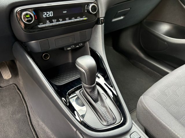 TOYOTA Yaris usata, con Servosterzo