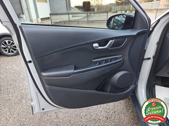 HYUNDAI Kona usata, con Autoradio