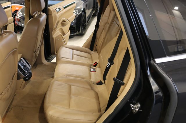 PORSCHE Cayenne usata, con Controllo automatico clima