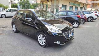 PEUGEOT 208 usata, con Airbag