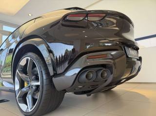 FERRARI Purosangue usata, con Servosterzo