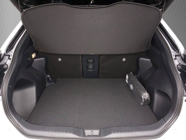 TOYOTA Yaris Cross usata, con Cronologia tagliandi