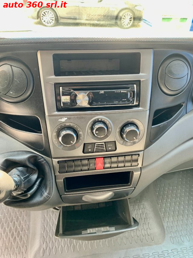 IVECO Daily usata, con Lettore CD