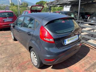 FORD Fiesta usata, con Autoradio